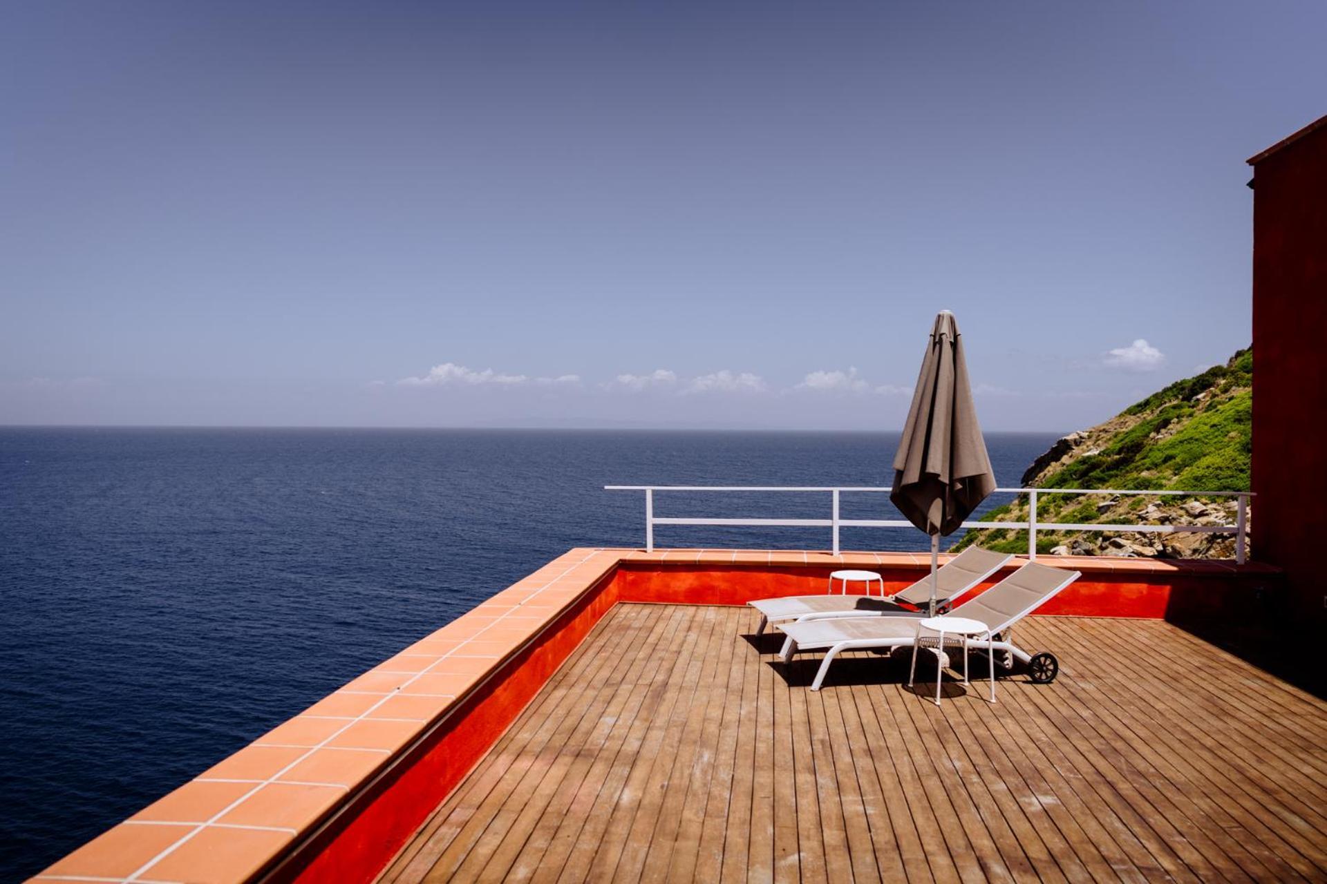 Resort Faro Di Punta Fenaio カンペーゼ エクステリア 写真
